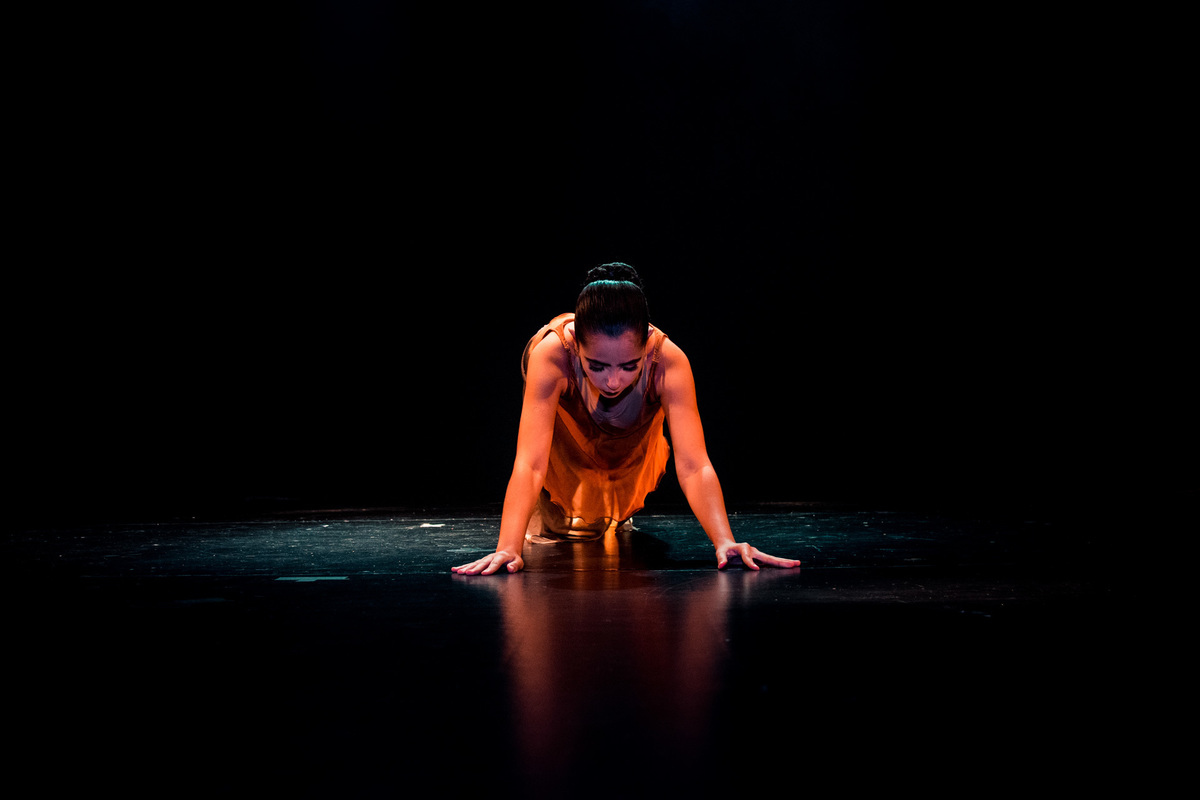 Bailarina Lorena Santana - Henrique Drobnievski