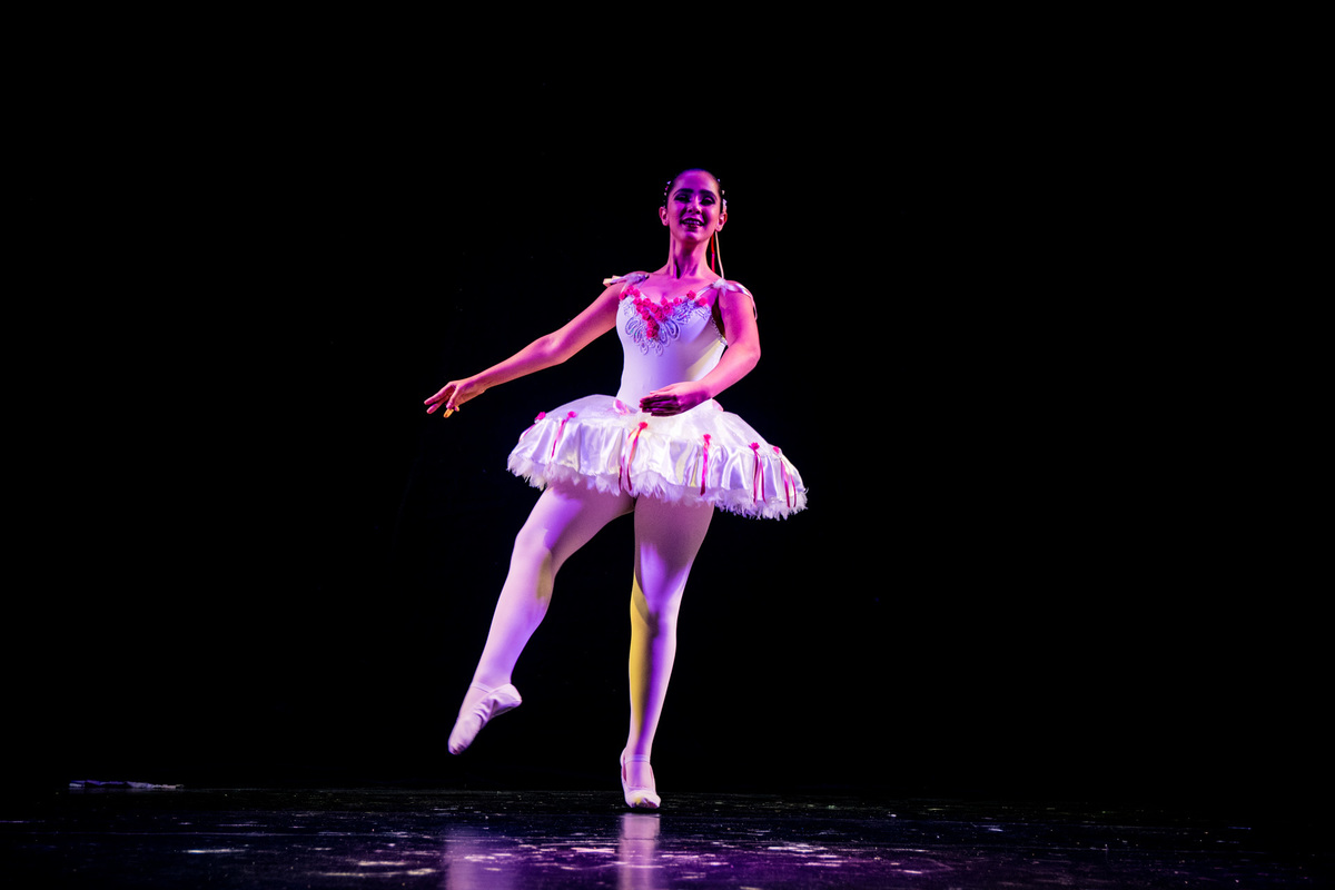 Bailarina Lorena Santana - Henrique Drobnievski