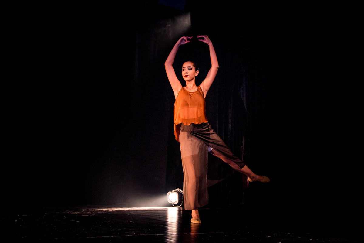 Bailarina Lorena Santana - Henrique Drobnievski