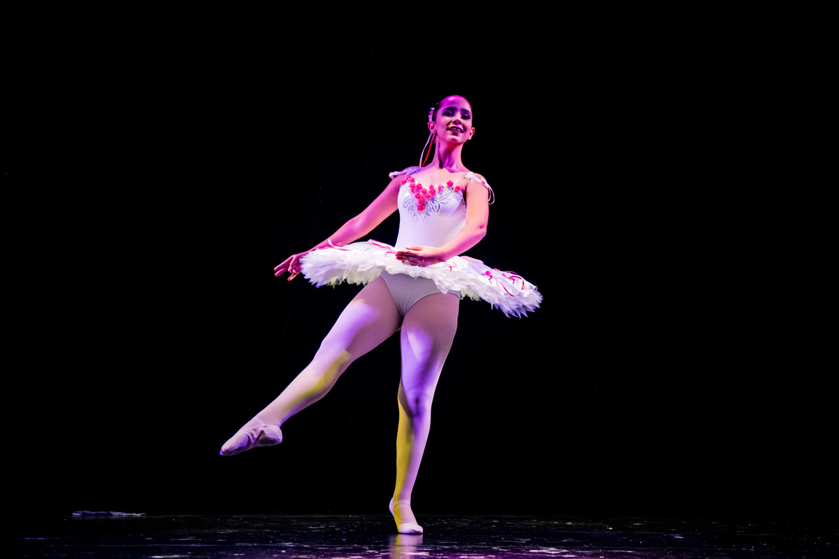 Bailarina Lorena Santana - Henrique Drobnievski