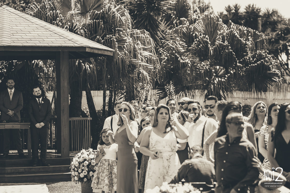 convidados casamento ao ar livre