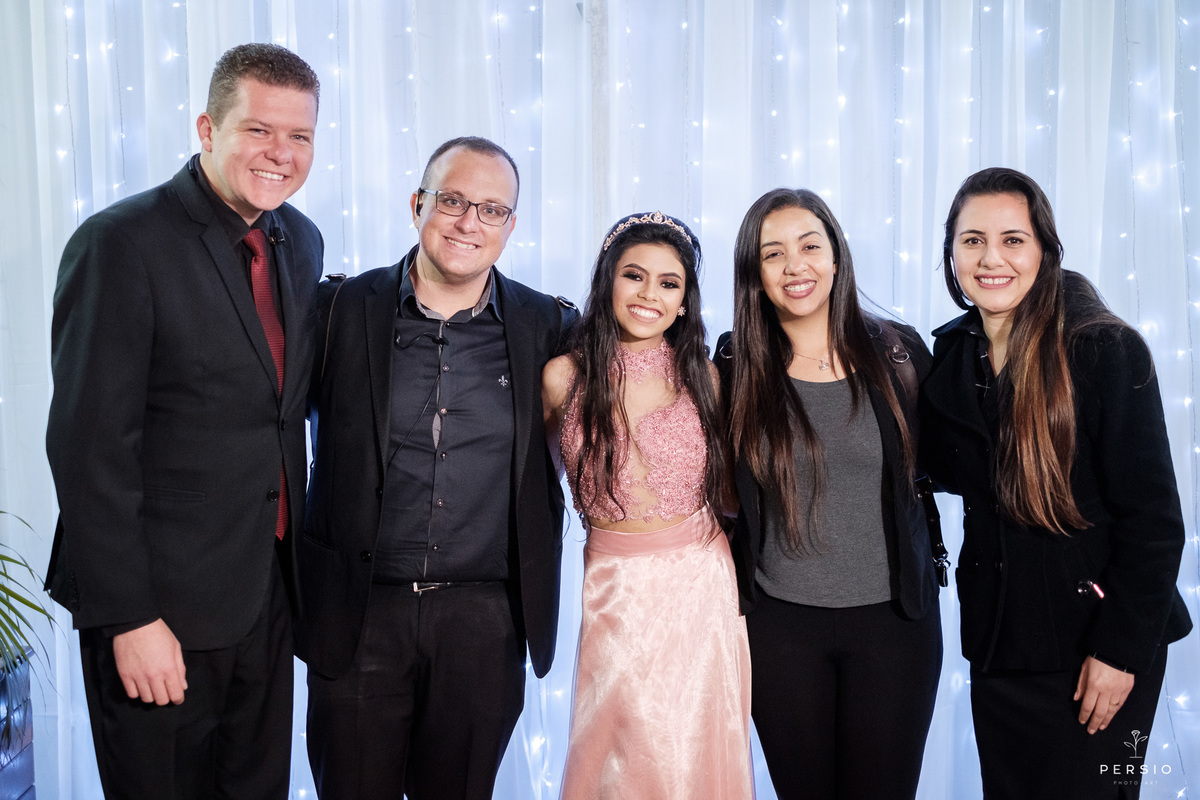 cerimoniais e fotógrafos com debutante