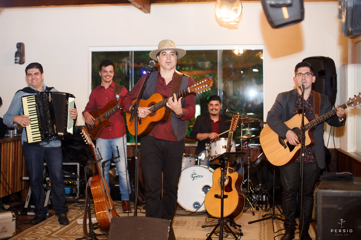 Música ao vivo aniversário de 15 anos Paraná