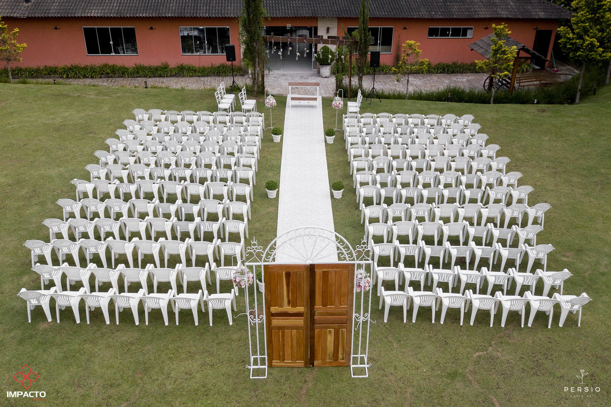 porta cerimônia ao ar livre