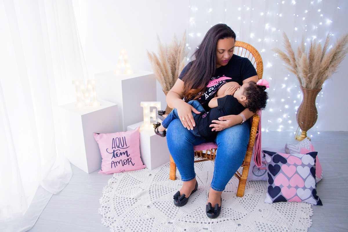 acompanhamento mensal de bebe caxias do sul figurino cenario tematico  personagem foto infantil serra gaucha fotografia familia mundo azul rosa ensaio fotografico crianca newborn baby menino menina smash the cake esmague o bolo banheira urso circo