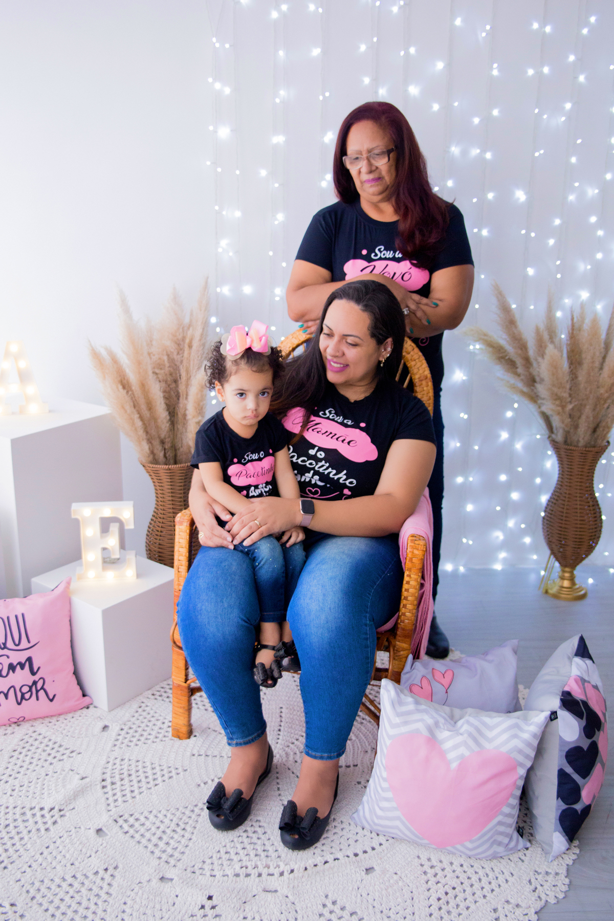 acompanhamento mensal de bebe caxias do sul figurino cenario tematico  personagem foto infantil serra gaucha fotografia familia mundo azul rosa ensaio fotografico crianca newborn baby menino menina smash the cake esmague o bolo banheira urso circo