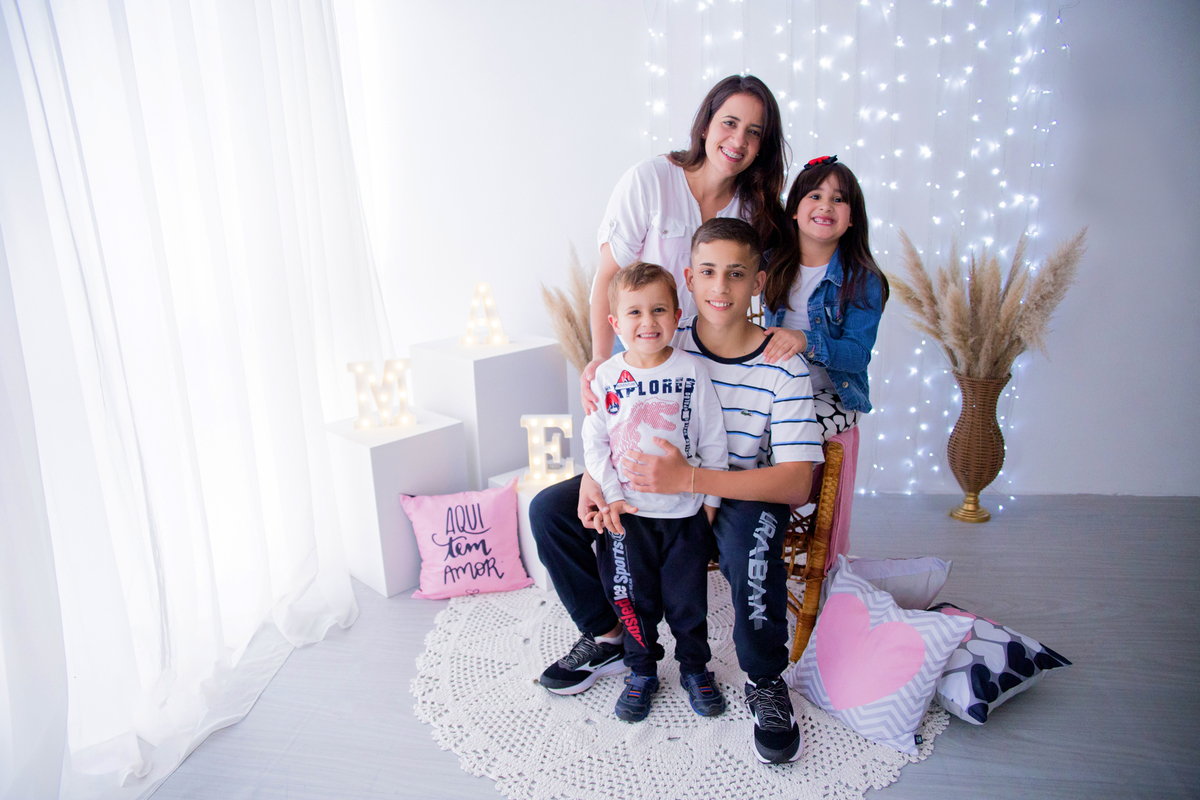 acompanhamento mensal de bebe caxias do sul figurino cenario tematico  personagem foto infantil serra gaucha fotografia familia mundo azul rosa ensaio fotografico crianca newborn baby menino menina smash the cake esmague o bolo banheira urso circo