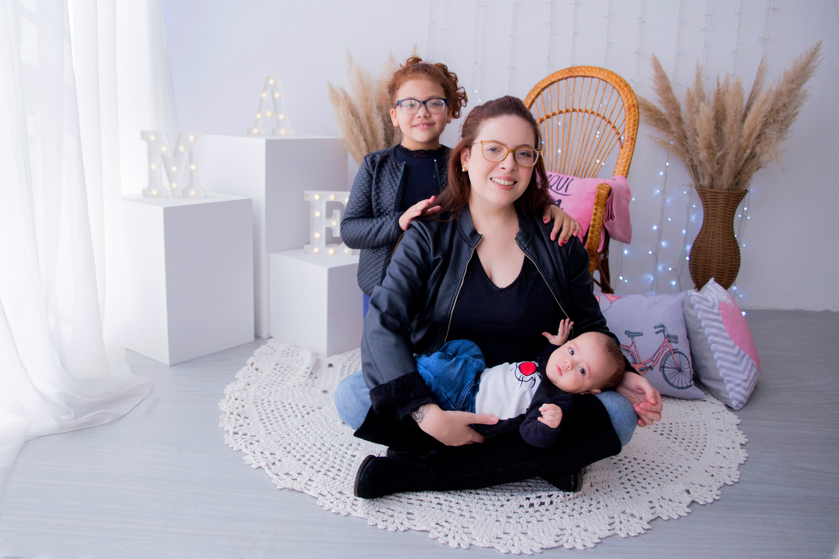 acompanhamento mensal de bebe caxias do sul figurino cenario tematico  personagem foto infantil serra gaucha fotografia familia mundo azul rosa ensaio fotografico crianca newborn baby menino menina smash the cake esmague o bolo banheira urso circo