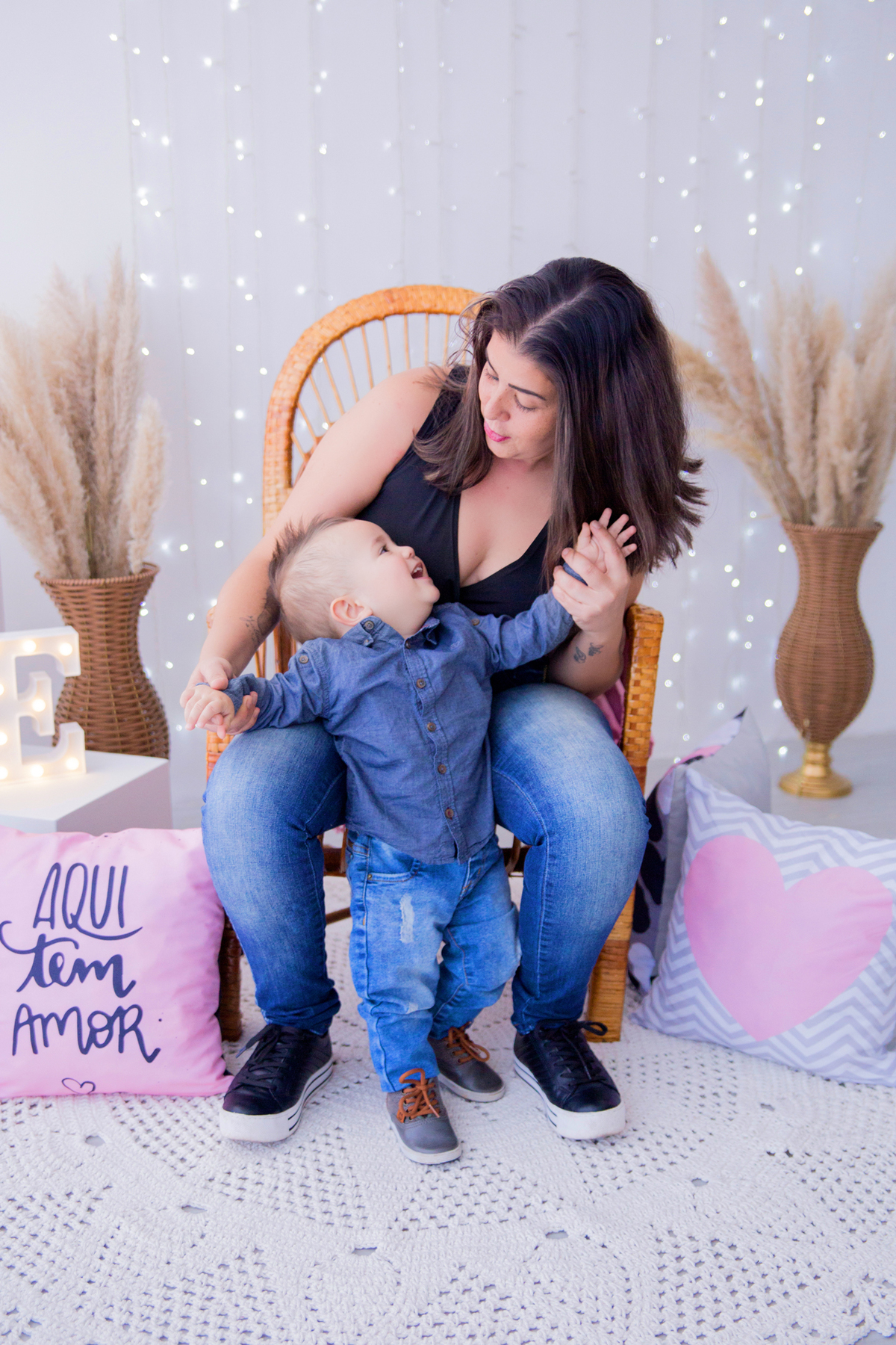 acompanhamento mensal de bebe caxias do sul figurino cenario tematico  personagem foto infantil serra gaucha fotografia familia mundo azul rosa ensaio fotografico crianca newborn baby menino menina smash the cake esmague o bolo banheira urso circo