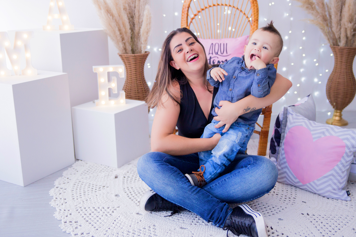 acompanhamento mensal de bebe caxias do sul figurino cenario tematico  personagem foto infantil serra gaucha fotografia familia mundo azul rosa ensaio fotografico crianca newborn baby menino menina smash the cake esmague o bolo banheira urso circo