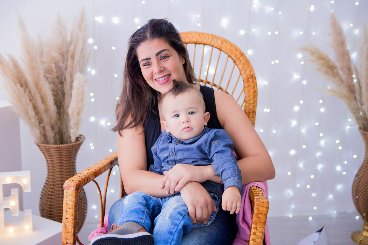 acompanhamento mensal de bebe caxias do sul figurino cenario tematico  personagem foto infantil serra gaucha fotografia familia mundo azul rosa ensaio fotografico crianca newborn baby menino menina smash the cake esmague o bolo banheira urso circo