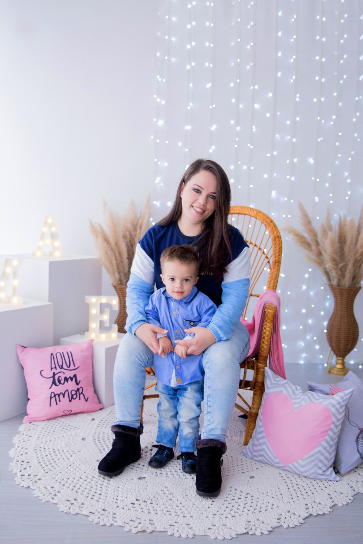 acompanhamento mensal de bebe caxias do sul figurino cenario tematico  personagem foto infantil serra gaucha fotografia familia mundo azul rosa ensaio fotografico crianca newborn baby menino menina smash the cake esmague o bolo banheira urso circo