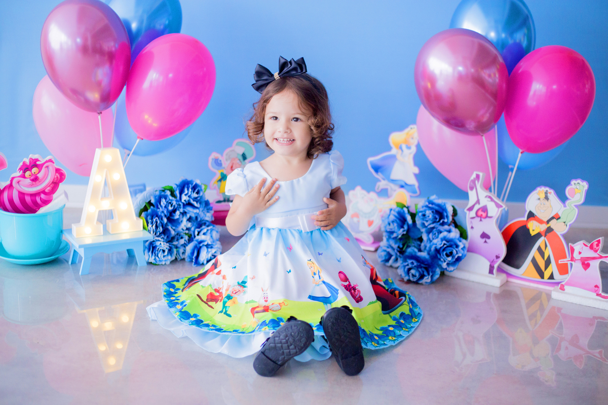 acompanhamento mensal de bebe caxias do sul figurino cenario tematico  personagem foto infantil serra gaucha fotografia familia mundo azul rosa ensaio fotografico crianca newborn baby menino menina smash the cake esmague o bolo banheira urso circo