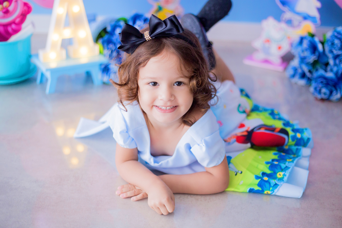 acompanhamento mensal de bebe caxias do sul figurino cenario tematico  personagem foto infantil serra gaucha fotografia familia mundo azul rosa ensaio fotografico crianca newborn baby menino menina smash the cake esmague o bolo banheira urso circo