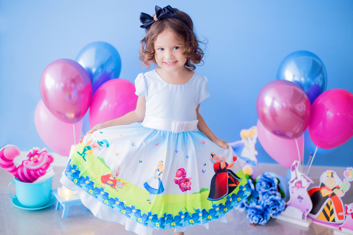 acompanhamento mensal de bebe caxias do sul figurino cenario tematico  personagem foto infantil serra gaucha fotografia familia mundo azul rosa ensaio fotografico crianca newborn baby menino menina smash the cake esmague o bolo banheira urso circo