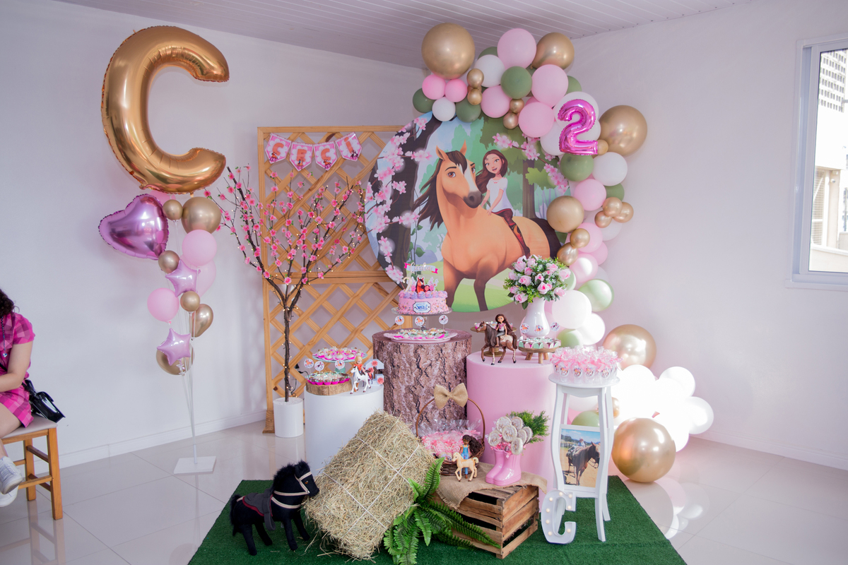 acompanhamento mensal de bebe caxias do sul figurino cenario tematico  personagem foto infantil serra gaucha fotografia familia mundo azul rosa ensaio fotografico crianca newborn baby menino menina smash the cake esmague o bolo banheira urso circo