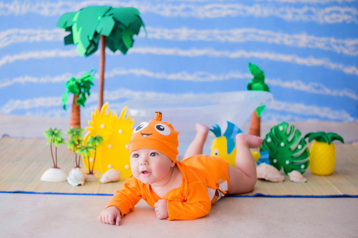 acompanhamento mensal de bebe caxias do sul figurino cenario tematico  personagem foto infantil serra gaucha fotografia familia mundo azul rosa ensaio fotografico crianca newborn baby menino menina smash the cake esmague o bolo banheira urso circo