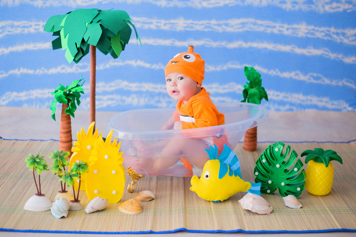 acompanhamento mensal de bebe caxias do sul figurino cenario tematico  personagem foto infantil serra gaucha fotografia familia mundo azul rosa ensaio fotografico crianca newborn baby menino menina smash the cake esmague o bolo banheira urso circo