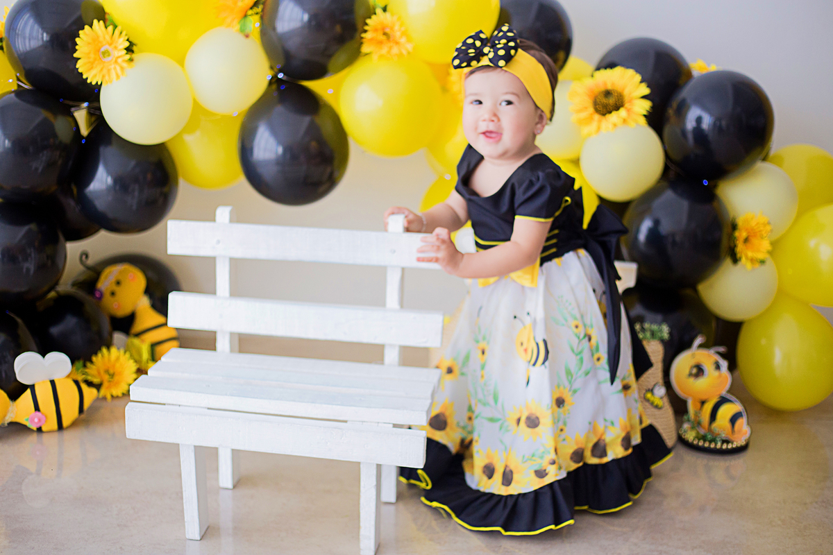 acompanhamento mensal de bebe caxias do sul figurino cenario tematico  personagem foto infantil serra gaucha fotografia familia mundo azul rosa ensaio fotografico crianca newborn baby menino menina smash the cake esmague o bolo banheira urso circo