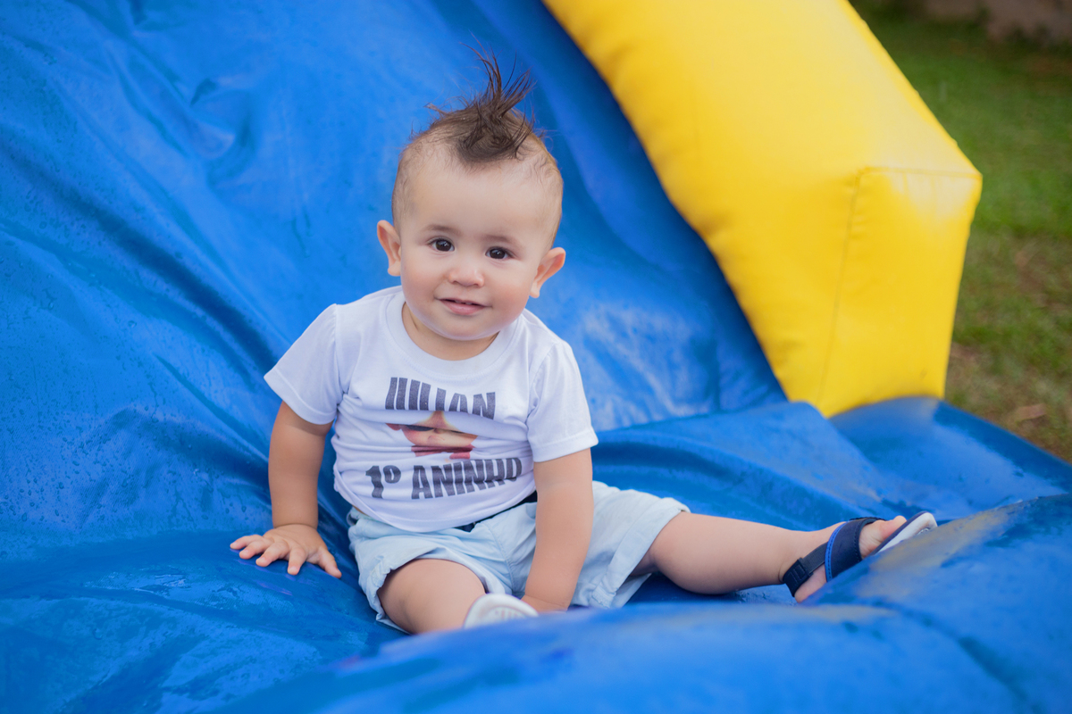 acompanhamento mensal de bebe caxias do sul figurino cenario tematico  personagem foto infantil serra gaucha fotografia familia mundo azul rosa ensaio fotografico crianca newborn baby menino menina smash the cake esmague o bolo banheira urso circo