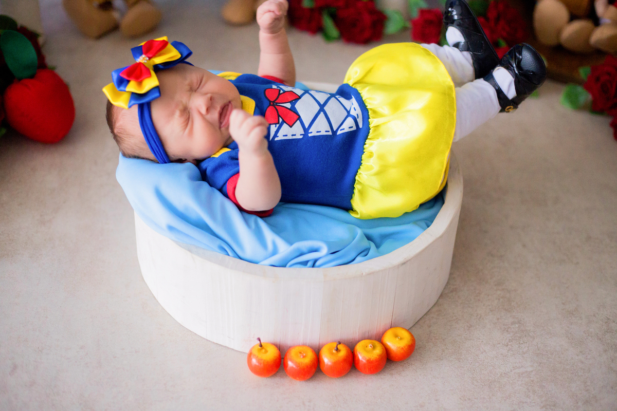 acompanhamento mensal de bebe caxias do sul figurino cenario tematico  personagem foto infantil serra gaucha fotografia familia mundo azul rosa ensaio fotografico crianca newborn baby menino menina smash the cake esmague o bolo banheira urso circo
