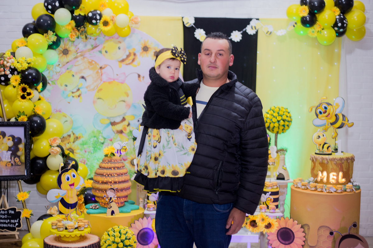 acompanhamento mensal de bebe caxias do sul figurino cenario tematico  personagem foto infantil serra gaucha fotografia familia mundo azul rosa ensaio fotografico crianca newborn baby menino menina smash the cake esmague o bolo banheira urso circo