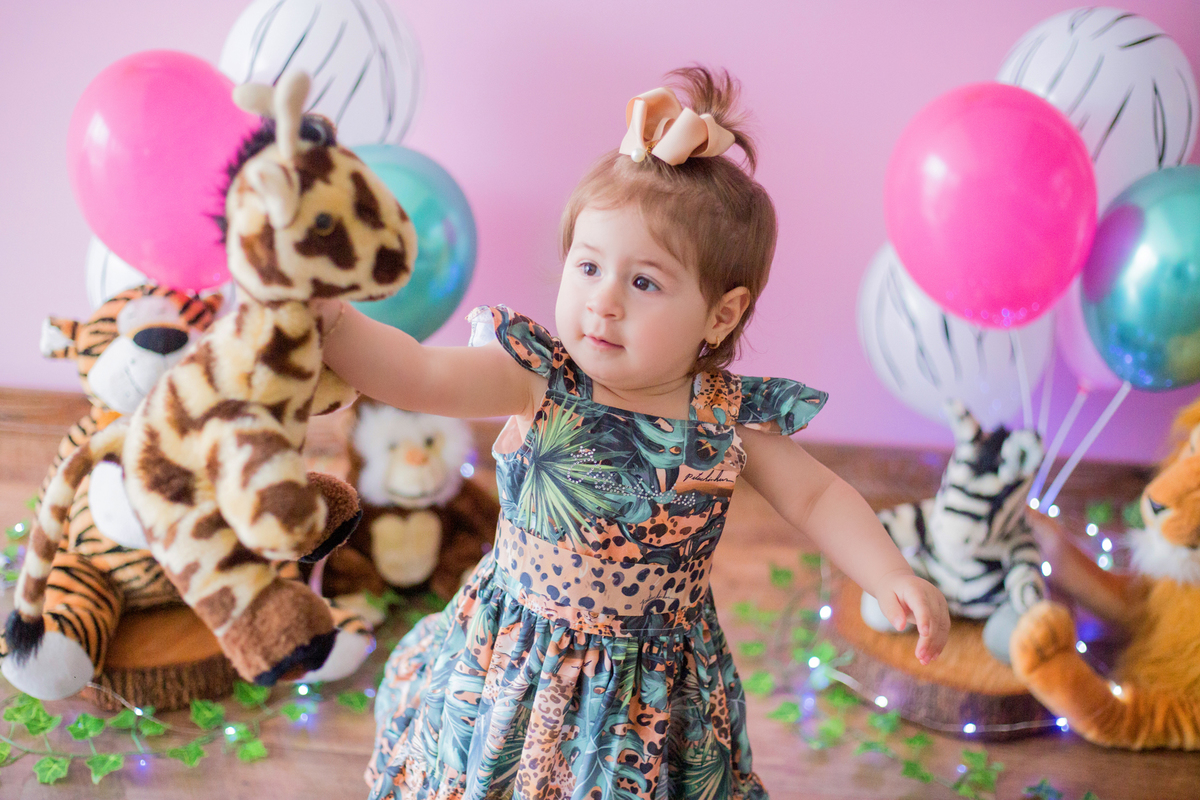 acompanhamento mensal de bebe caxias do sul figurino cenario tematico  personagem foto infantil serra gaucha fotografia familia mundo azul rosa ensaio fotografico crianca newborn baby menino menina smash the cake esmague o bolo banheira urso circo