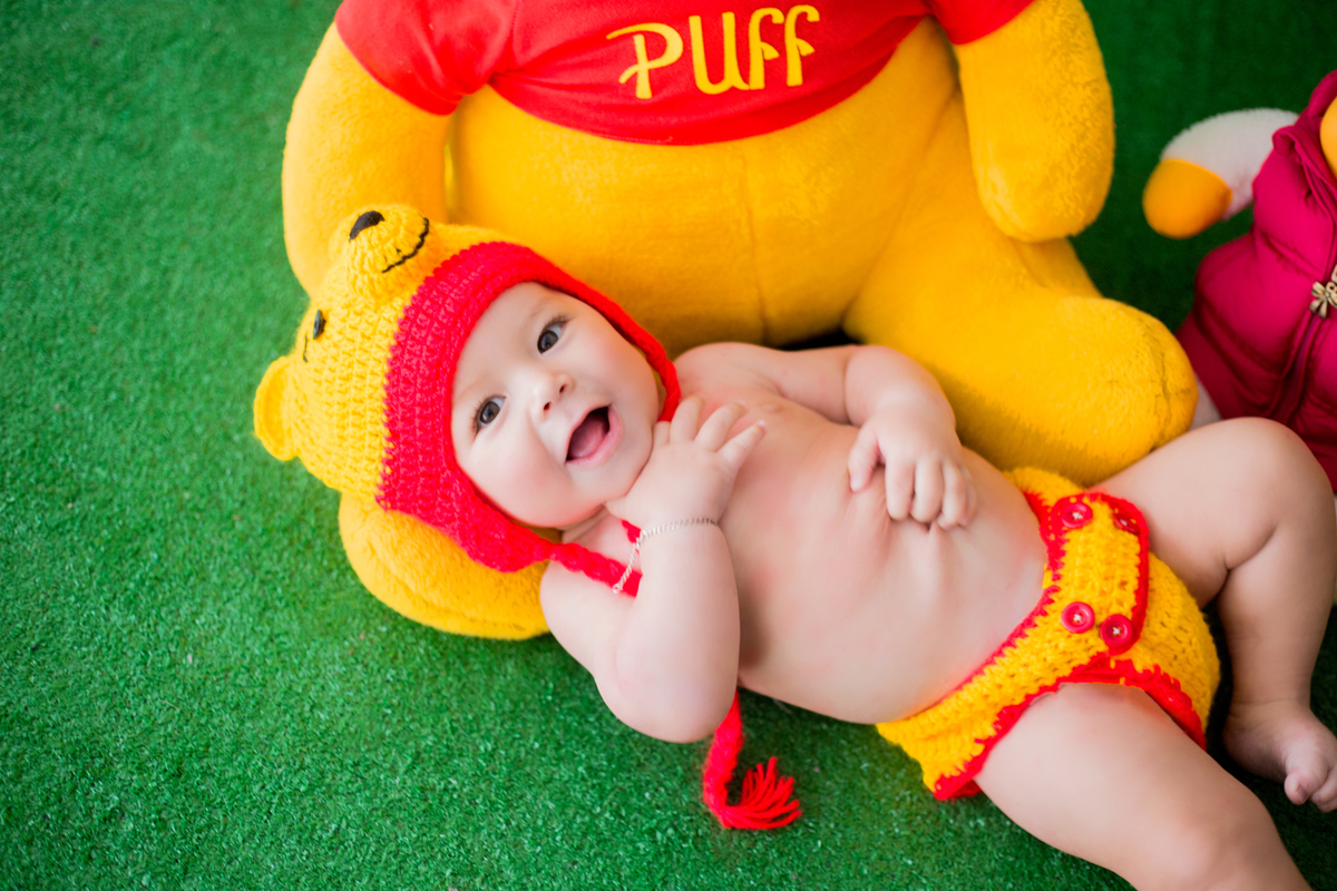 acompanhamento mensal de bebe caxias do sul figurino cenario tematico  personagem foto infantil serra gaucha fotografia familia mundo azul rosa ensaio fotografico crianca newborn baby menino menina smash the cake esmague o bolo banheira urso circo