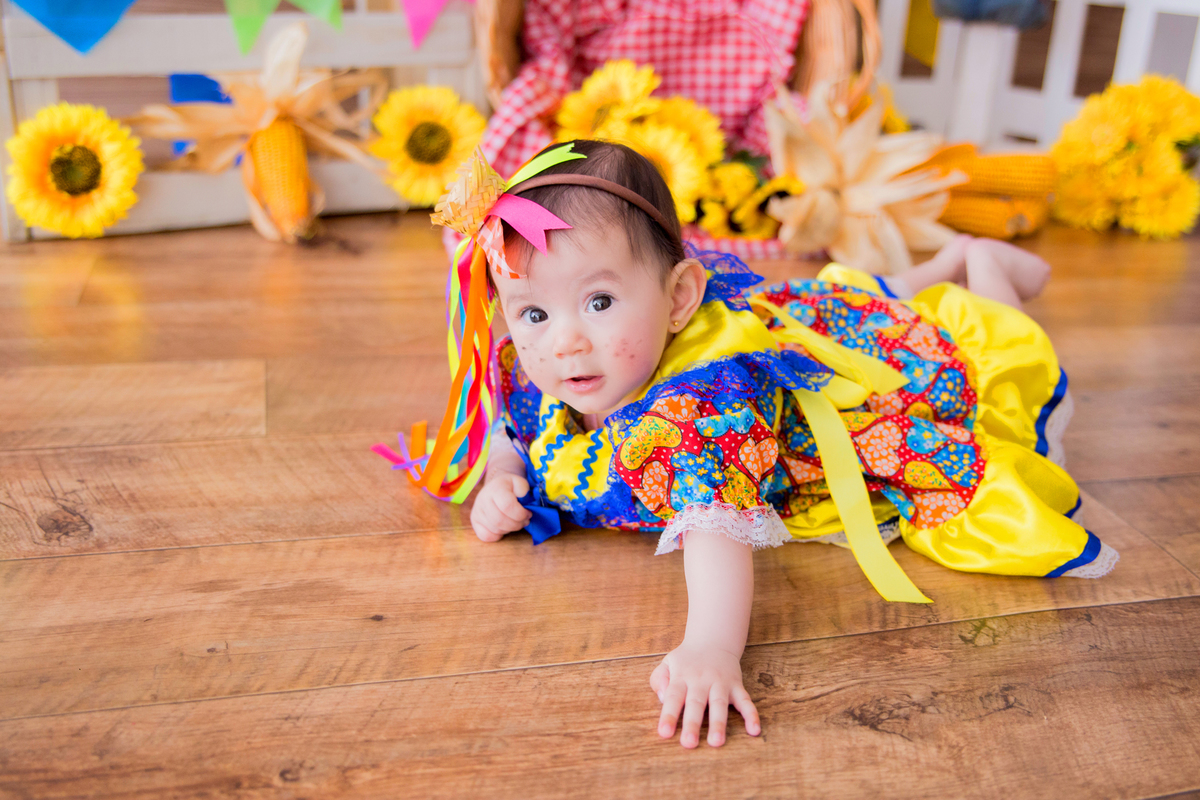 acompanhamento mensal de bebe caxias do sul figurino cenario tematico  personagem foto infantil serra gaucha fotografia familia mundo azul rosa ensaio fotografico crianca newborn baby menino menina smash the cake esmague o bolo banheira urso circo