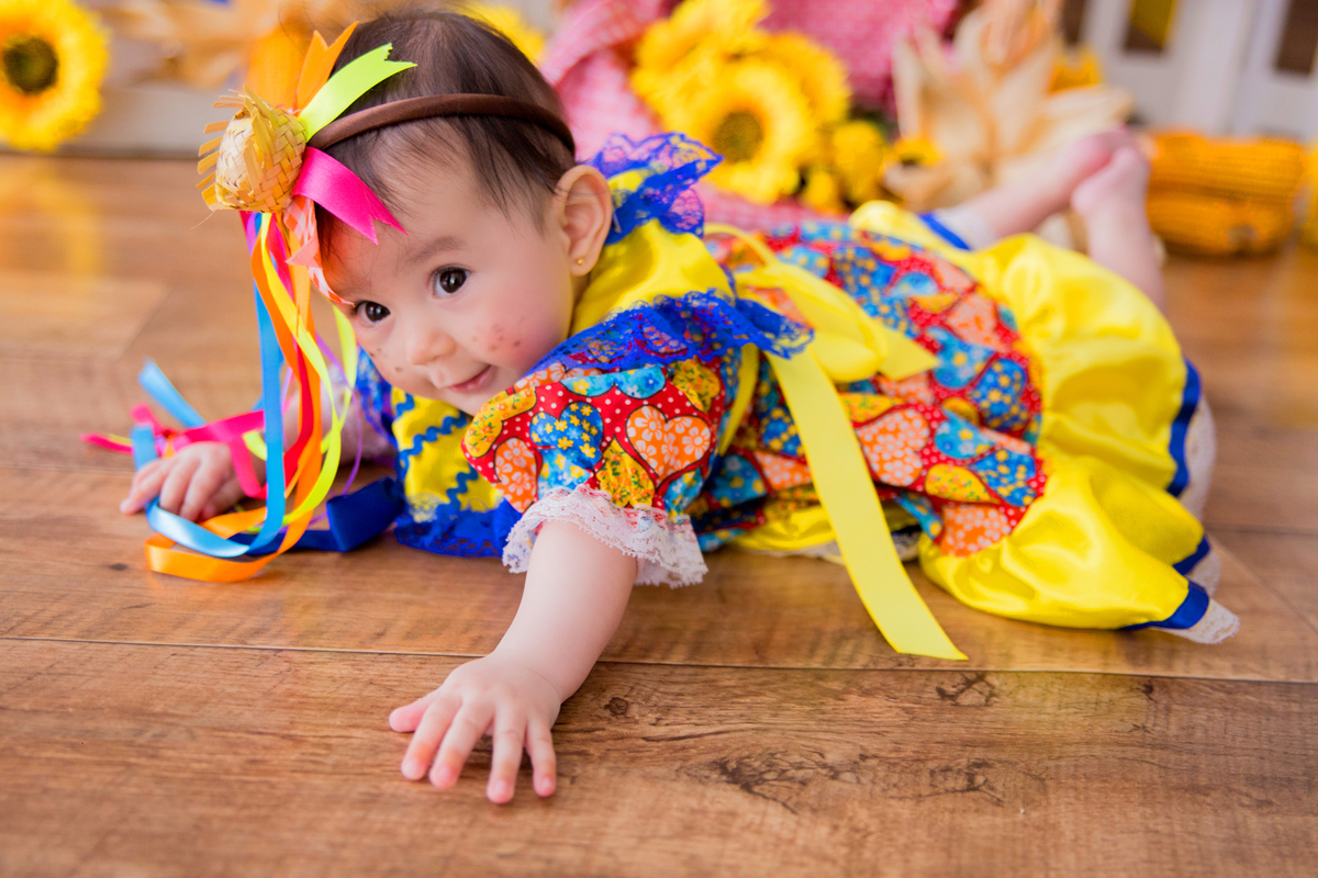 acompanhamento mensal de bebe caxias do sul figurino cenario tematico  personagem foto infantil serra gaucha fotografia familia mundo azul rosa ensaio fotografico crianca newborn baby menino menina smash the cake esmague o bolo banheira urso circo