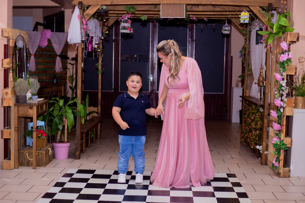 acompanhamento mensal de bebe caxias do sul figurino cenario tematico  personagem foto infantil serra gaucha fotografia familia mundo azul rosa ensaio fotografico crianca newborn baby menino menina smash the cake esmague o bolo banheira urso circo