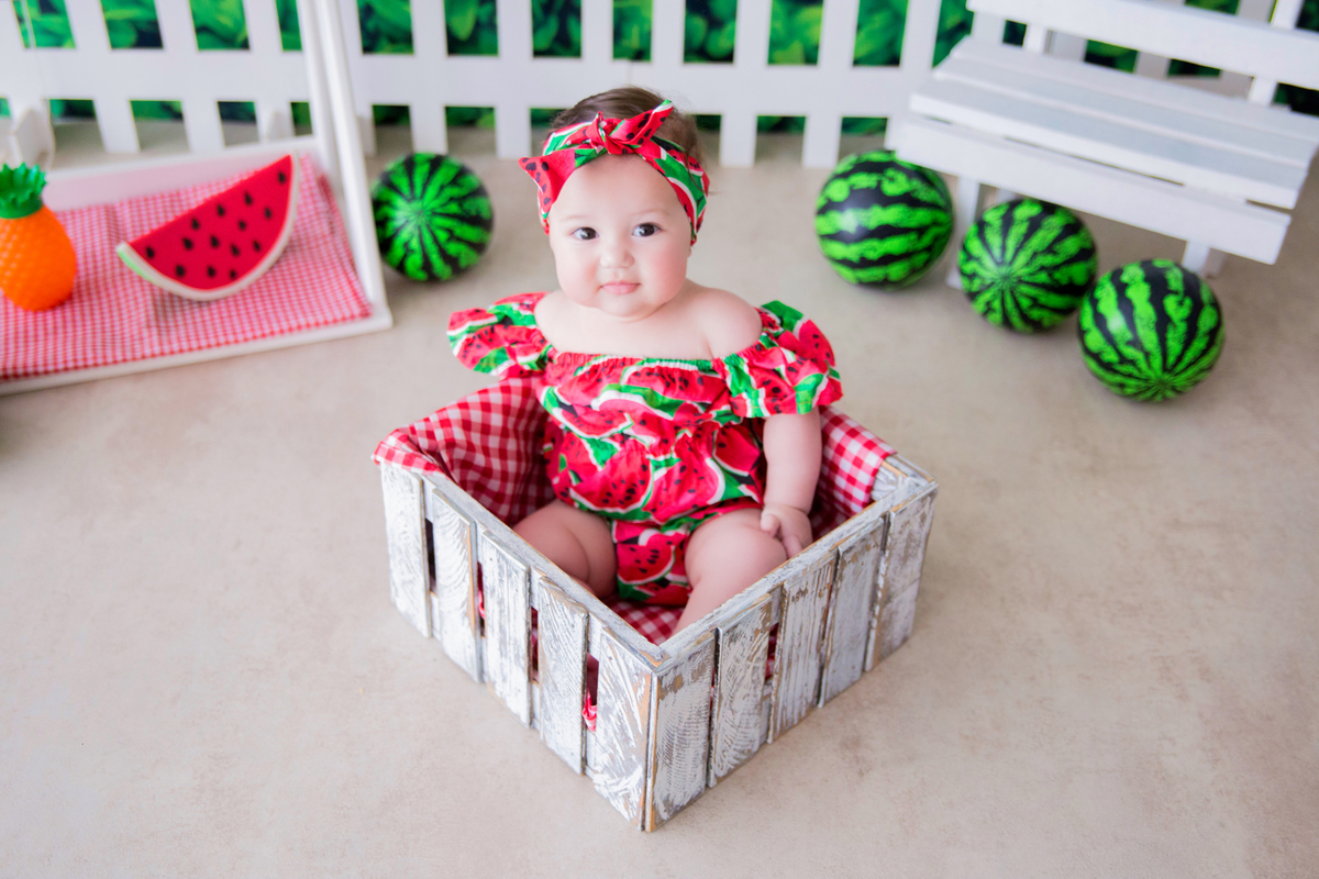 acompanhamento mensal de bebe caxias do sul figurino cenario tematico  personagem foto infantil serra gaucha fotografia familia mundo azul rosa ensaio fotografico crianca newborn baby menino menina smash the cake esmague o bolo banheira urso circo