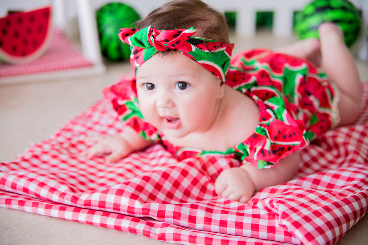 acompanhamento mensal de bebe caxias do sul figurino cenario tematico  personagem foto infantil serra gaucha fotografia familia mundo azul rosa ensaio fotografico crianca newborn baby menino menina smash the cake esmague o bolo banheira urso circo