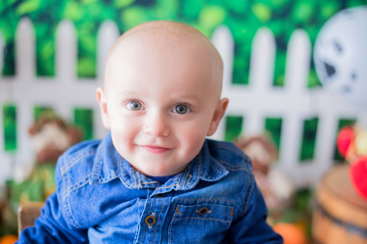 acompanhamento mensal de bebe caxias do sul figurino cenario tematico  personagem foto infantil serra gaucha fotografia familia mundo azul rosa ensaio fotografico crianca newborn baby menino menina smash the cake esmague o bolo banheira urso circo
