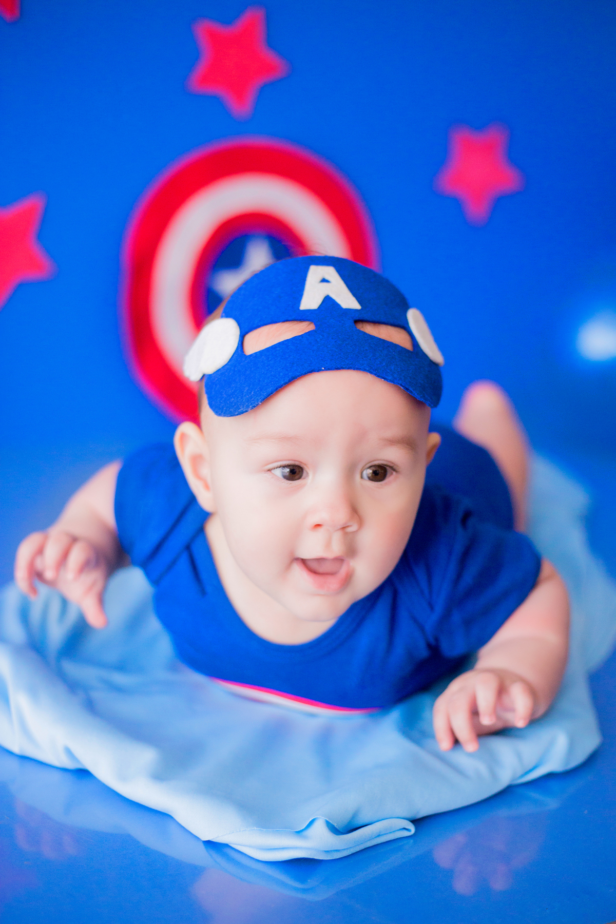 acompanhamento mensal de bebe caxias do sul figurino cenario tematico  personagem foto infantil serra gaucha fotografia familia mundo azul rosa ensaio fotografico crianca newborn baby menino menina smash the cake esmague o bolo banheira urso circo