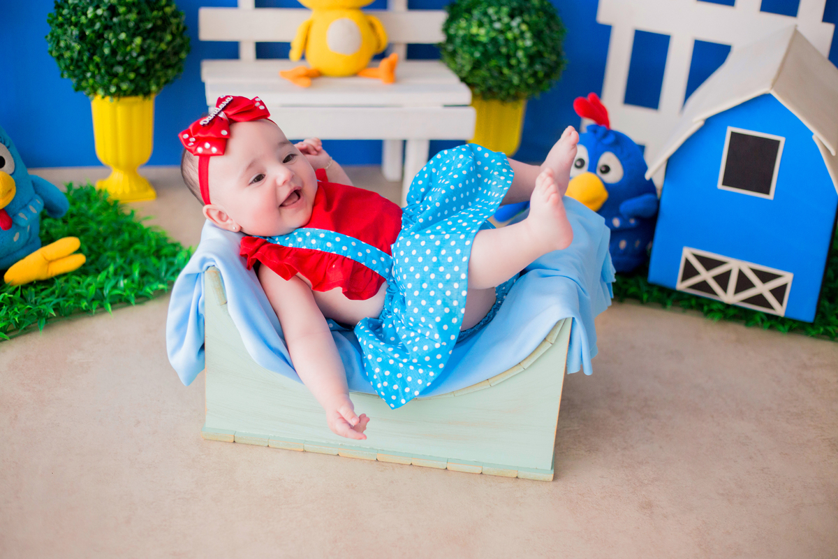 acompanhamento mensal de bebe caxias do sul figurino cenario tematico  personagem foto infantil serra gaucha fotografia familia mundo azul rosa ensaio fotografico crianca newborn baby menino menina smash the cake esmague o bolo banheira urso circo