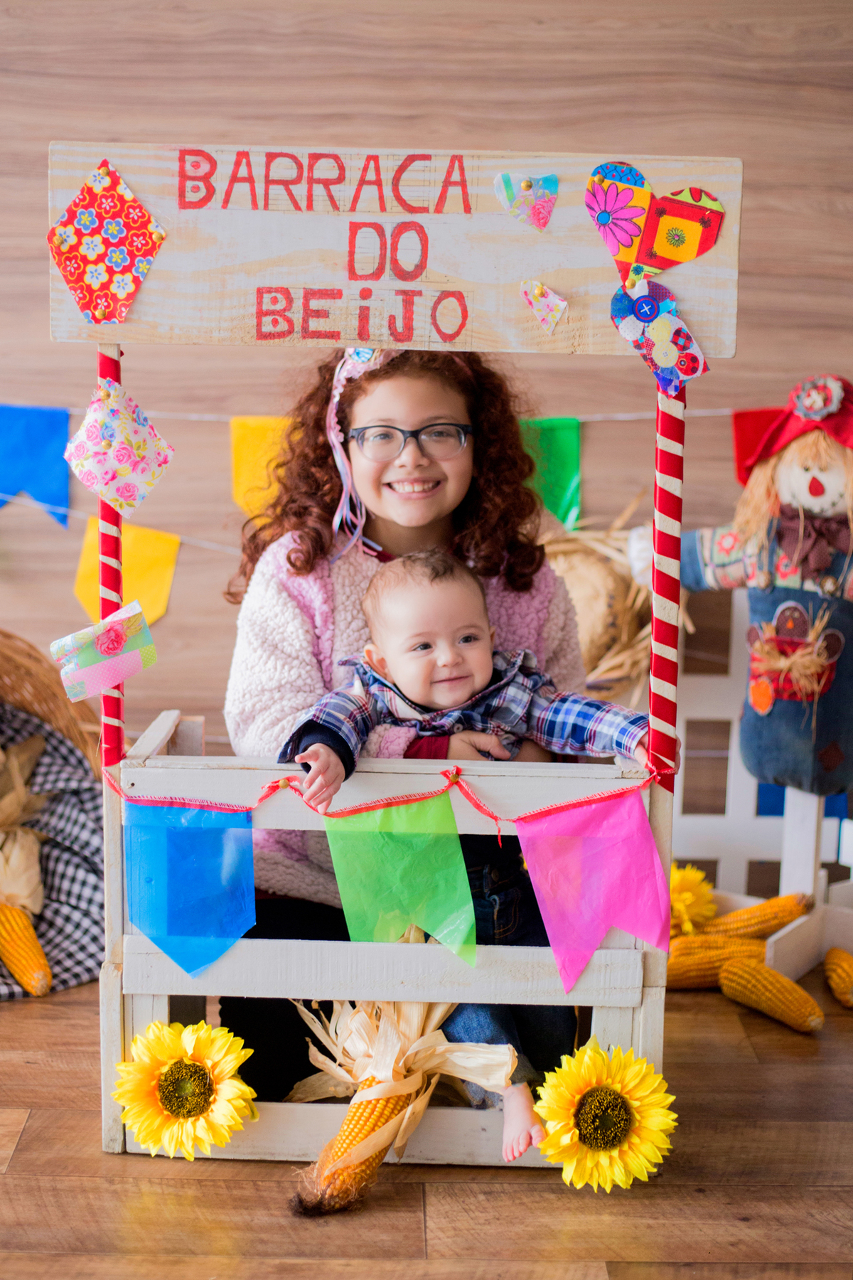 acompanhamento mensal de bebe caxias do sul figurino cenario tematico  personagem foto infantil serra gaucha fotografia familia mundo azul rosa ensaio fotografico crianca newborn baby menino menina smash the cake esmague o bolo banheira urso circo