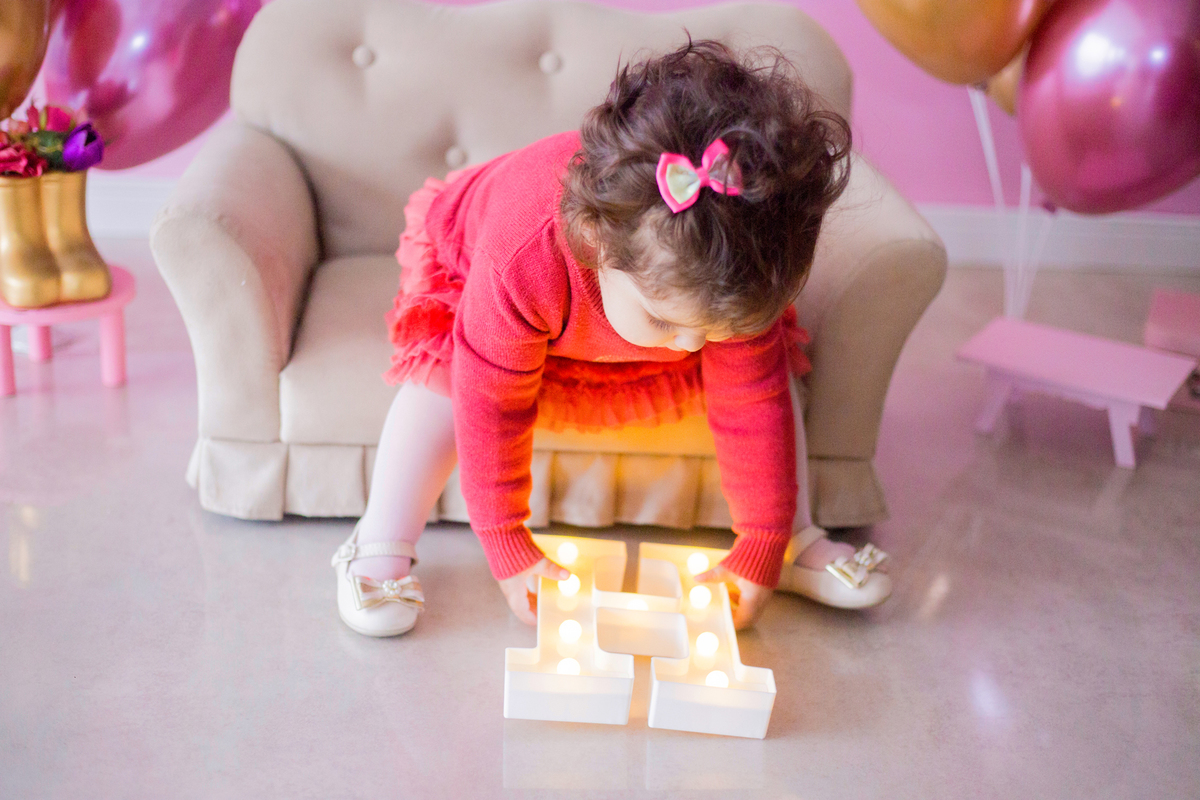 acompanhamento mensal de bebe caxias do sul figurino cenario tematico  personagem foto infantil serra gaucha fotografia familia mundo azul rosa ensaio fotografico crianca newborn baby menino menina smash the cake esmague o bolo banheira urso circo