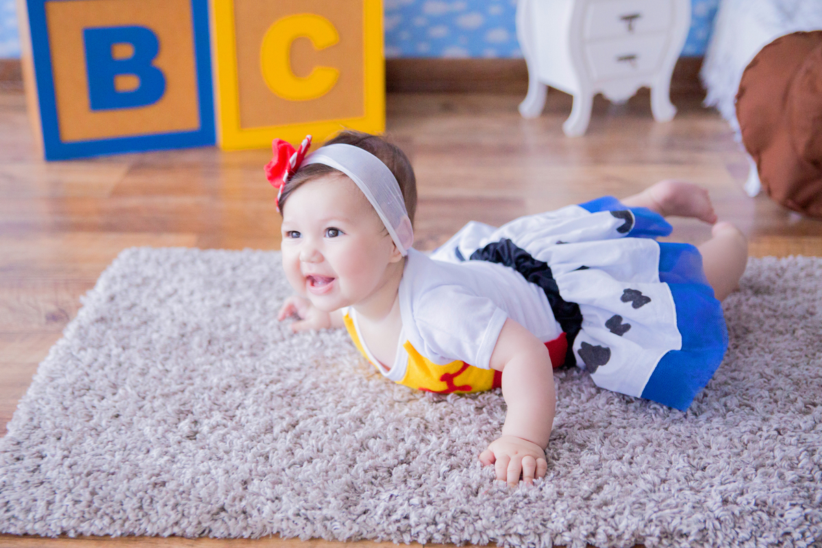 acompanhamento mensal de bebe caxias do sul figurino cenario tematico  personagem foto infantil serra gaucha fotografia familia mundo azul rosa ensaio fotografico crianca newborn baby menino menina smash the cake esmague o bolo banheira urso circo