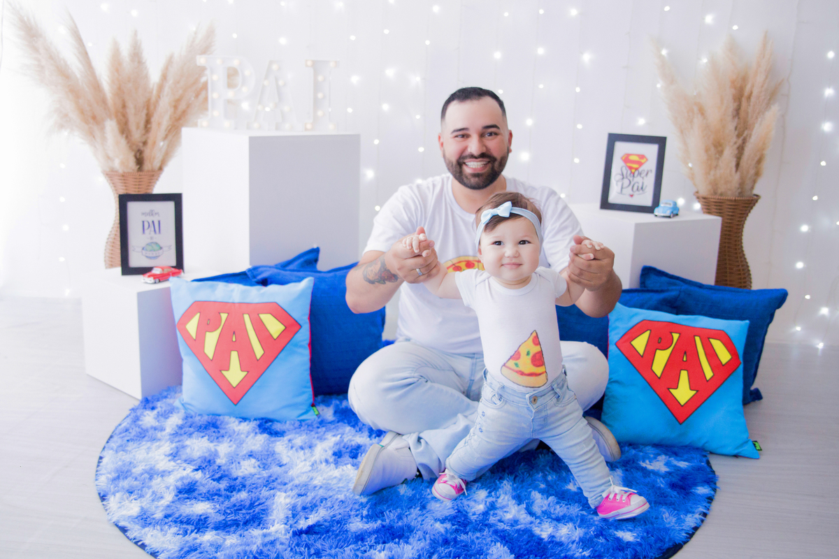 acompanhamento mensal de bebe caxias do sul figurino cenario tematico  personagem foto infantil serra gaucha fotografia familia mundo azul rosa ensaio fotografico crianca newborn baby menino menina smash the cake esmague o bolo banheira urso circo