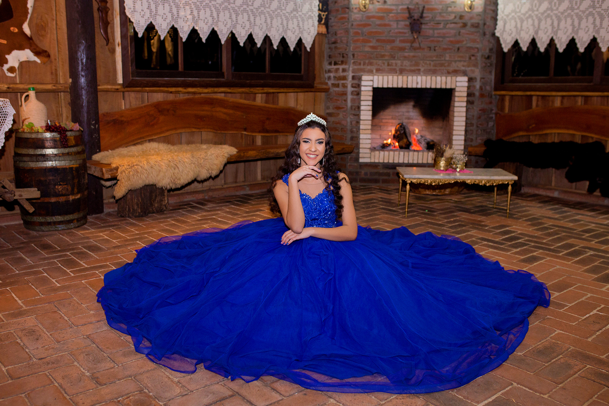 acompanhamento mensal de bebe caxias do sul figurino cenario tematico  personagem foto infantil serra gaucha fotografia familia mundo azul rosa ensaio fotografico crianca newborn baby menino menina smash the cake esmague o bolo banheira urso circo