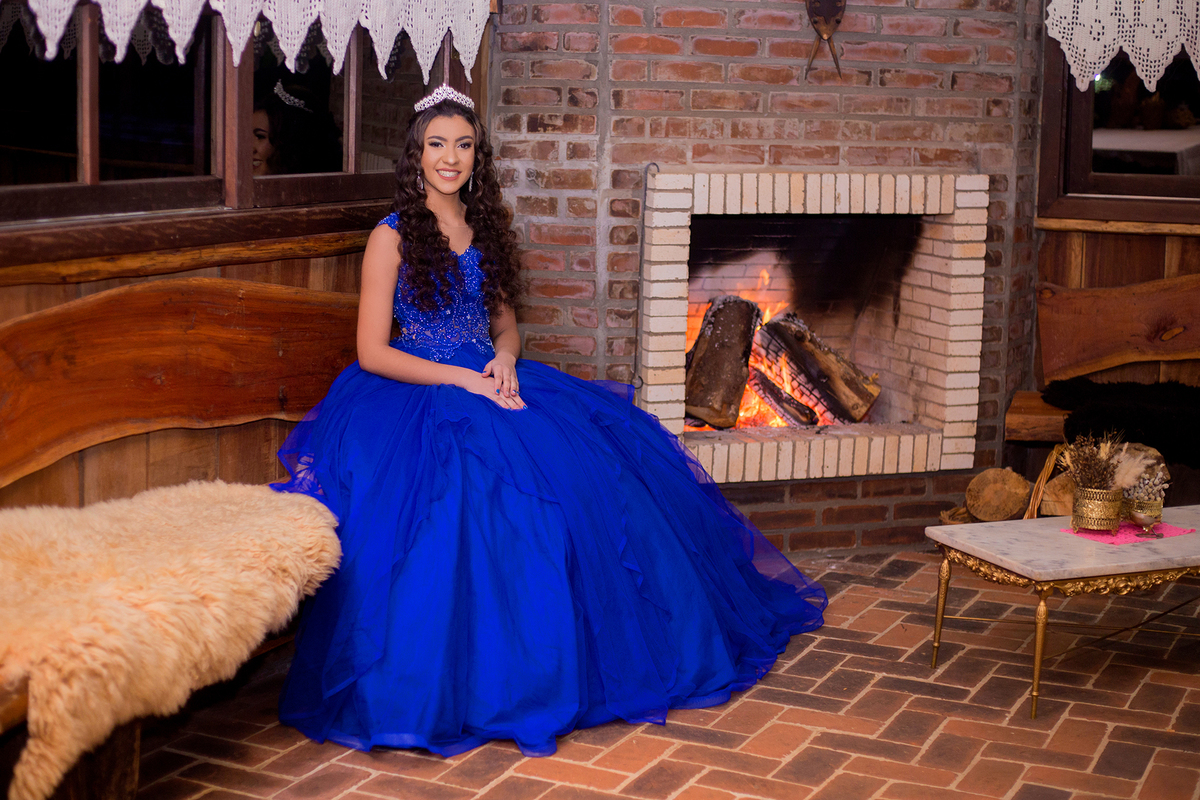 acompanhamento mensal de bebe caxias do sul figurino cenario tematico  personagem foto infantil serra gaucha fotografia familia mundo azul rosa ensaio fotografico crianca newborn baby menino menina smash the cake esmague o bolo banheira urso circo