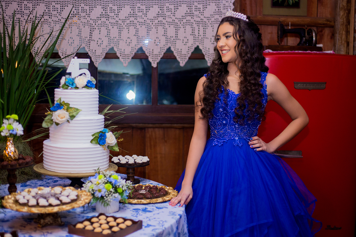 acompanhamento mensal de bebe caxias do sul figurino cenario tematico  personagem foto infantil serra gaucha fotografia familia mundo azul rosa ensaio fotografico crianca newborn baby menino menina smash the cake esmague o bolo banheira urso circo
