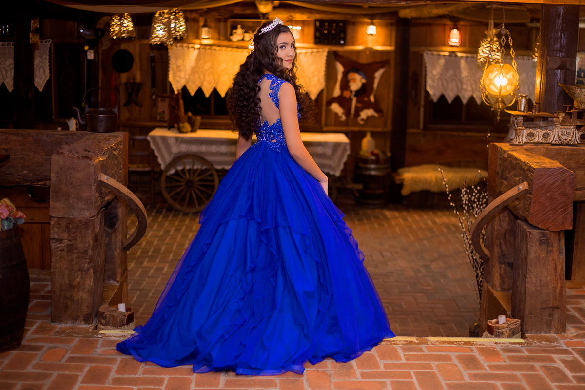 acompanhamento mensal de bebe caxias do sul figurino cenario tematico  personagem foto infantil serra gaucha fotografia familia mundo azul rosa ensaio fotografico crianca newborn baby menino menina smash the cake esmague o bolo banheira urso circo