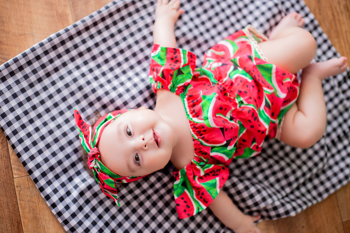 acompanhamento mensal de bebe caxias do sul figurino cenario tematico  personagem foto infantil serra gaucha fotografia familia mundo azul rosa ensaio fotografico crianca newborn baby menino menina smash the cake esmague o bolo banheira urso circo