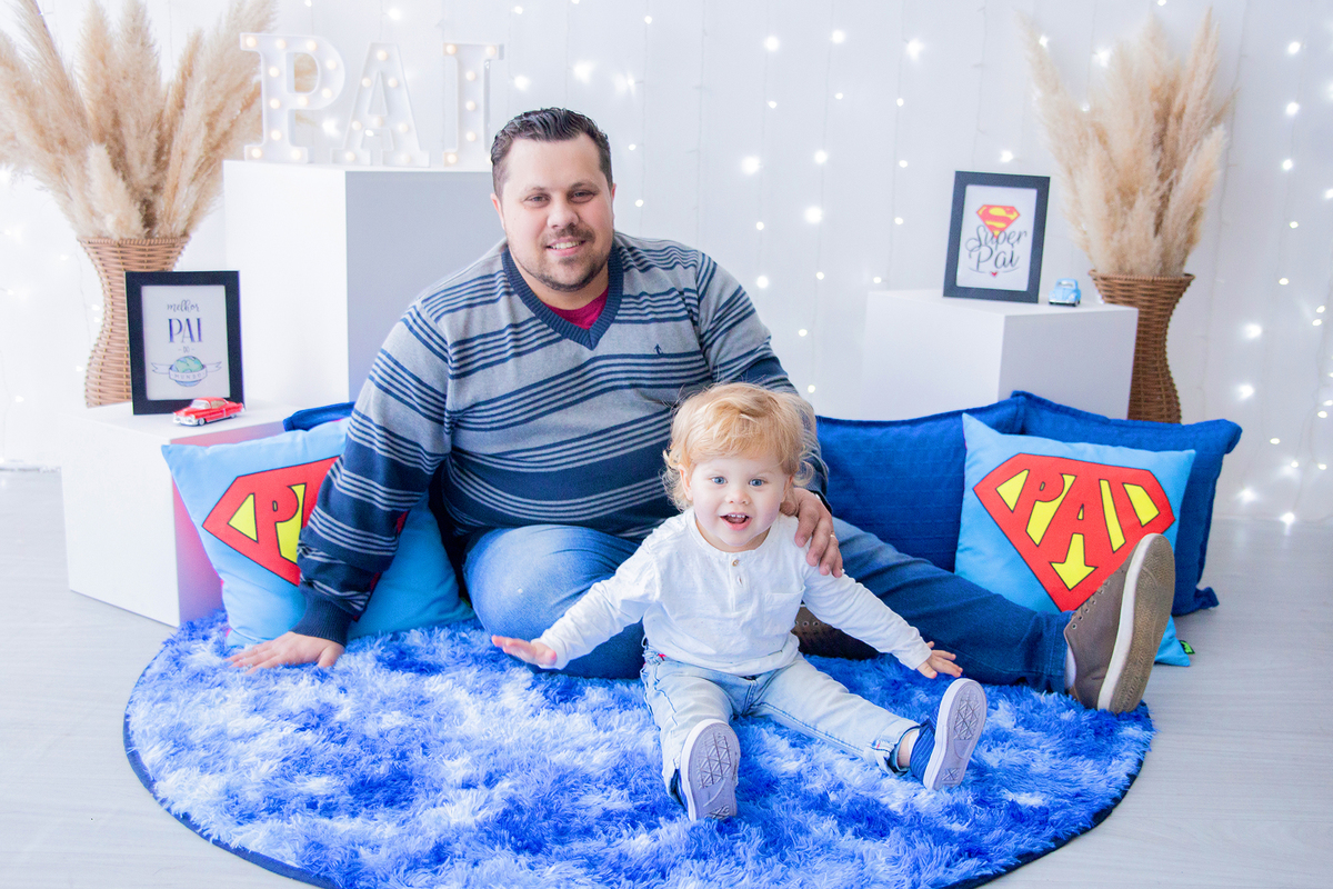 acompanhamento mensal de bebe caxias do sul figurino cenario tematico  personagem foto infantil serra gaucha fotografia familia mundo azul rosa ensaio fotografico crianca newborn baby menino menina smash the cake esmague o bolo banheira urso circo