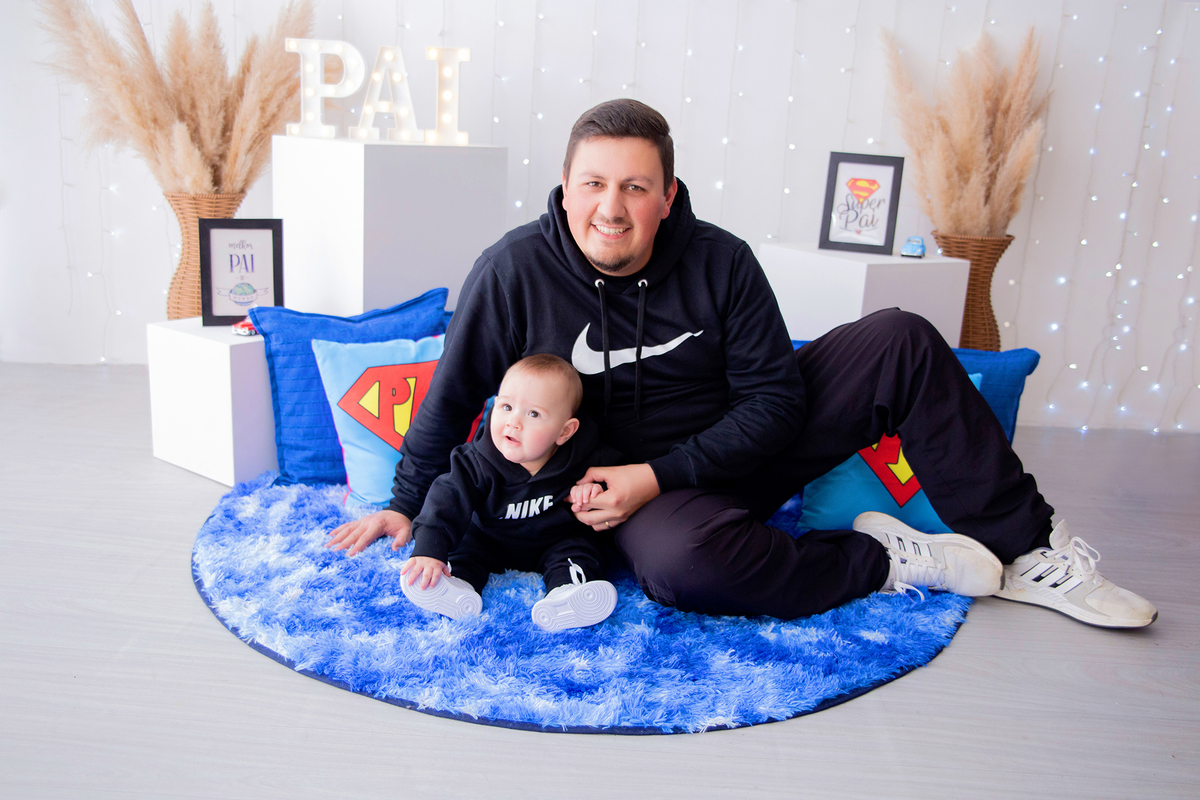 acompanhamento mensal de bebe caxias do sul figurino cenario tematico  personagem foto infantil serra gaucha fotografia familia mundo azul rosa ensaio fotografico crianca newborn baby menino menina smash the cake esmague o bolo banheira urso circo