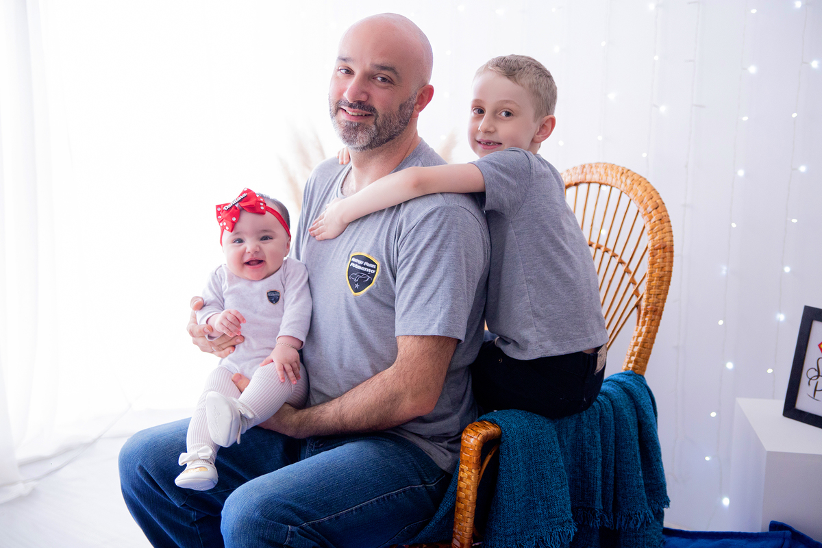 acompanhamento mensal de bebe caxias do sul figurino cenario tematico  personagem foto infantil serra gaucha fotografia familia mundo azul rosa ensaio fotografico crianca newborn baby menino menina smash the cake esmague o bolo banheira urso circo