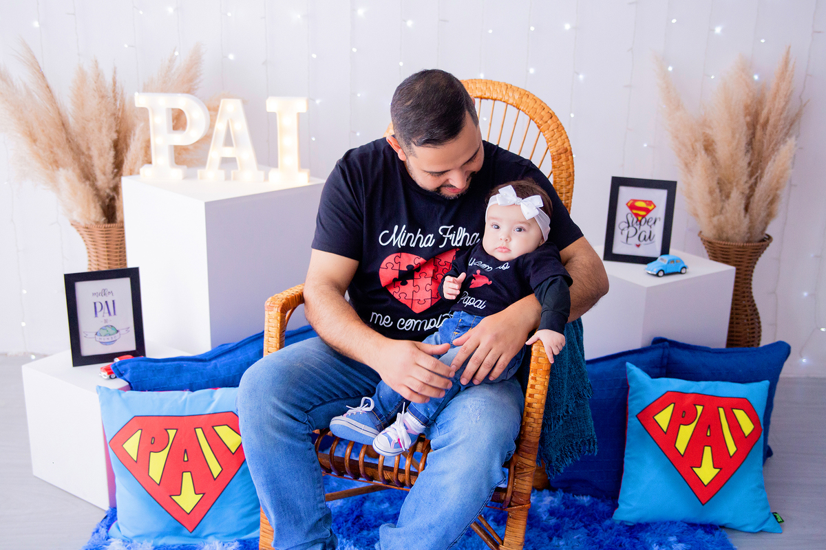 acompanhamento mensal de bebe caxias do sul figurino cenario tematico  personagem foto infantil serra gaucha fotografia familia mundo azul rosa ensaio fotografico crianca newborn baby menino menina smash the cake esmague o bolo banheira urso circo