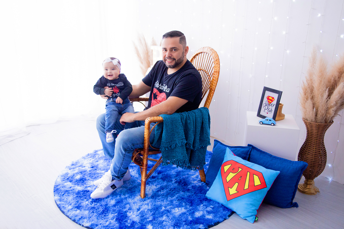 acompanhamento mensal de bebe caxias do sul figurino cenario tematico  personagem foto infantil serra gaucha fotografia familia mundo azul rosa ensaio fotografico crianca newborn baby menino menina smash the cake esmague o bolo banheira urso circo